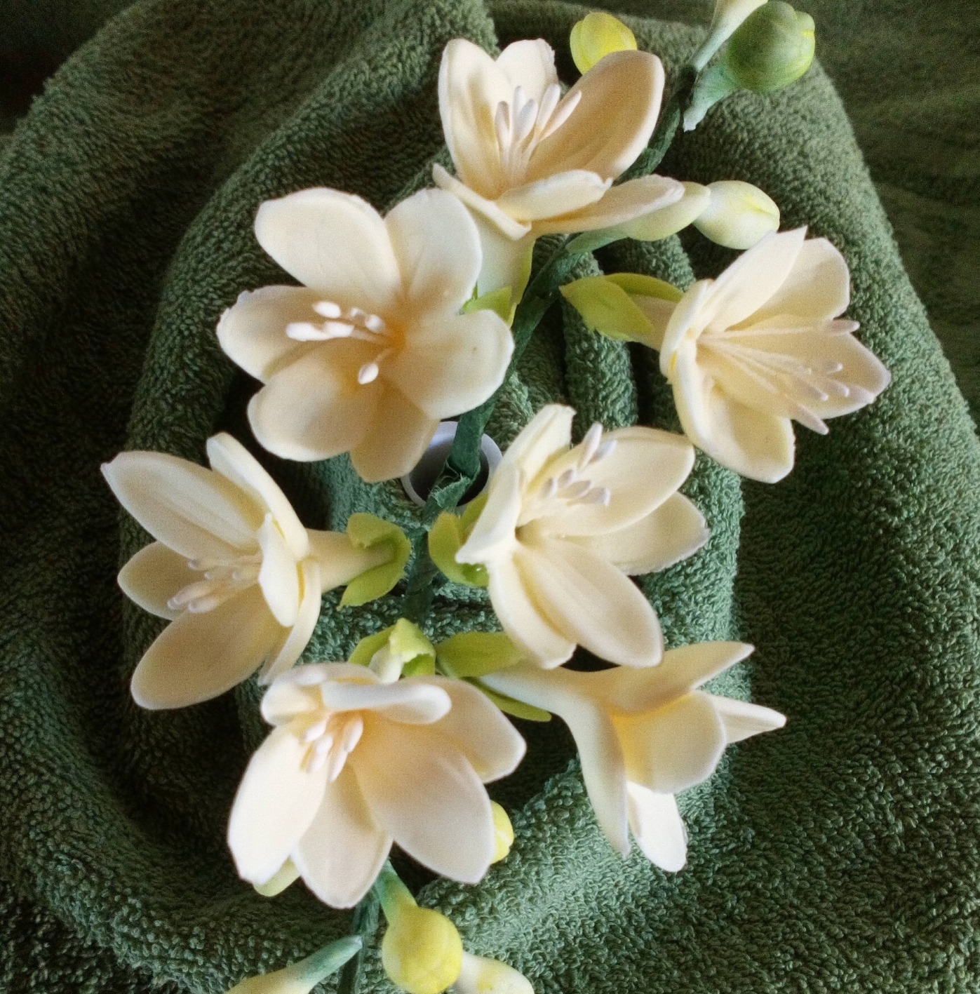 sugarcraft freesia bouquet