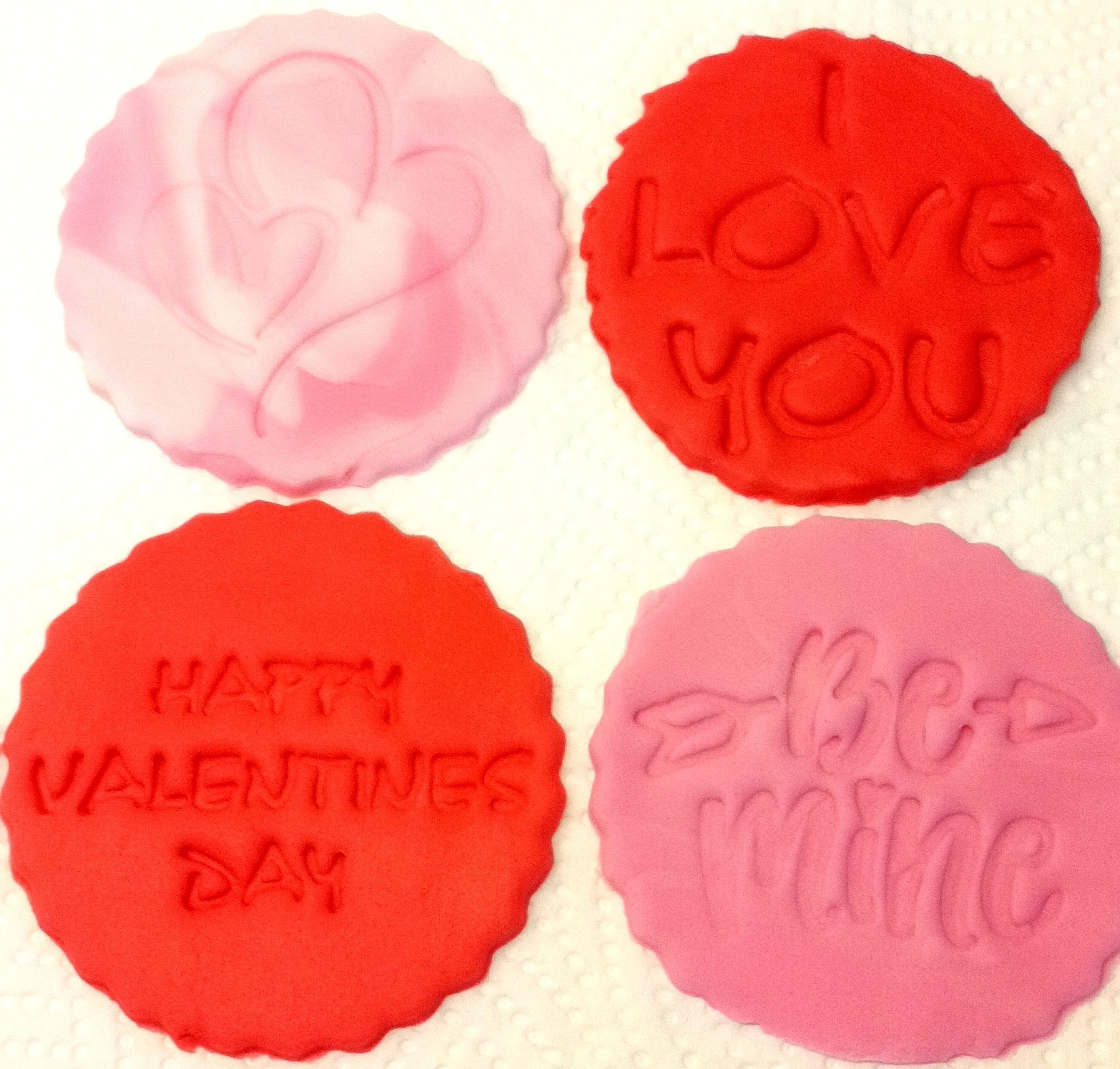 Love messages cupcake toppers