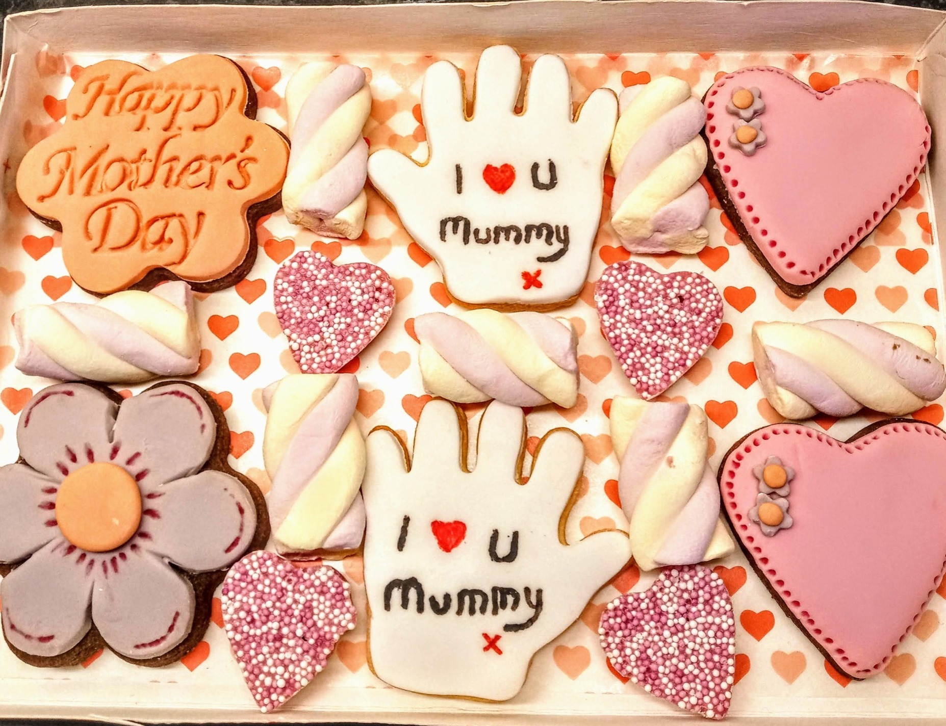 "I love you mummy" large biscuit box