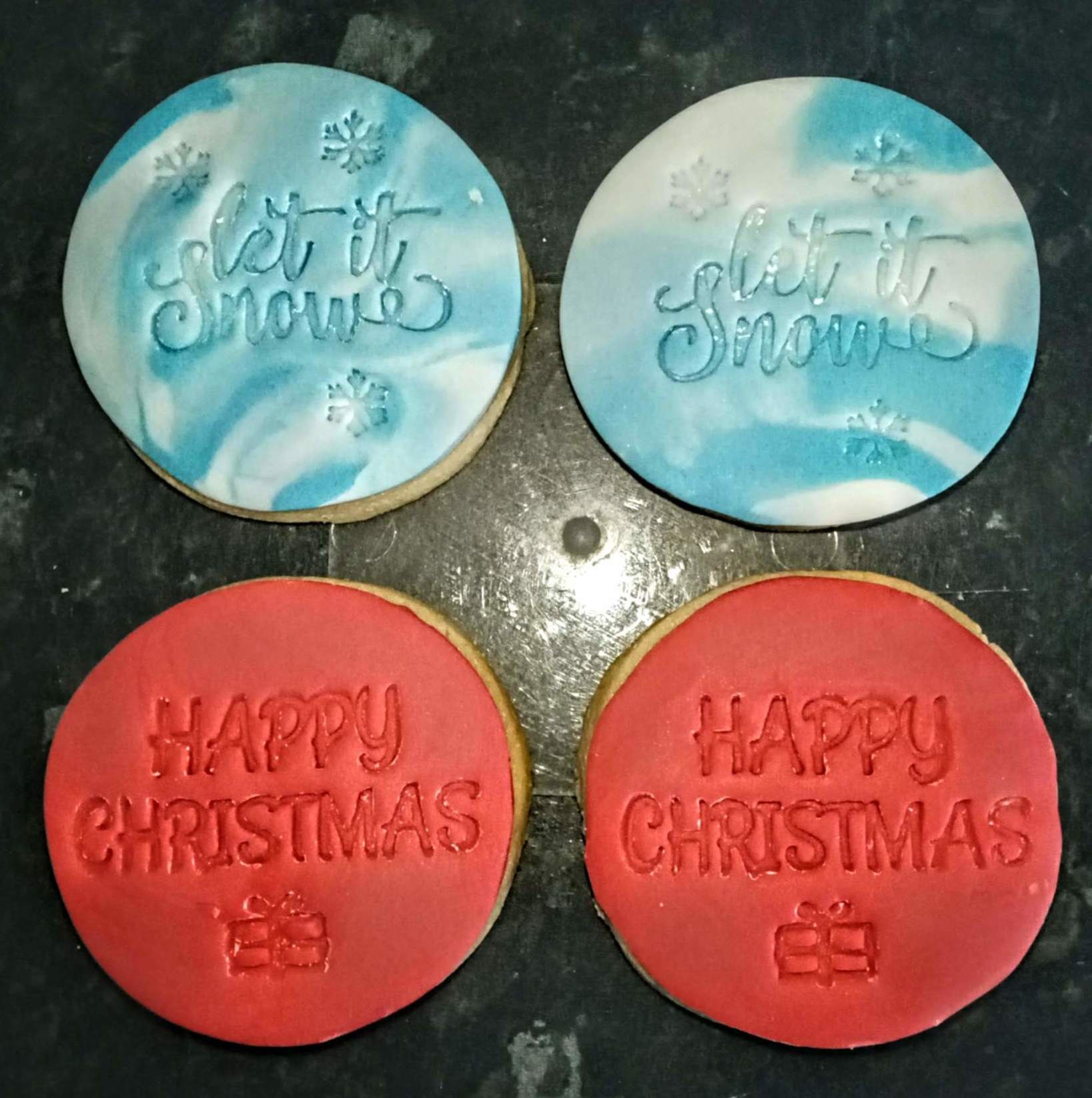 Christmas greetings cookies set