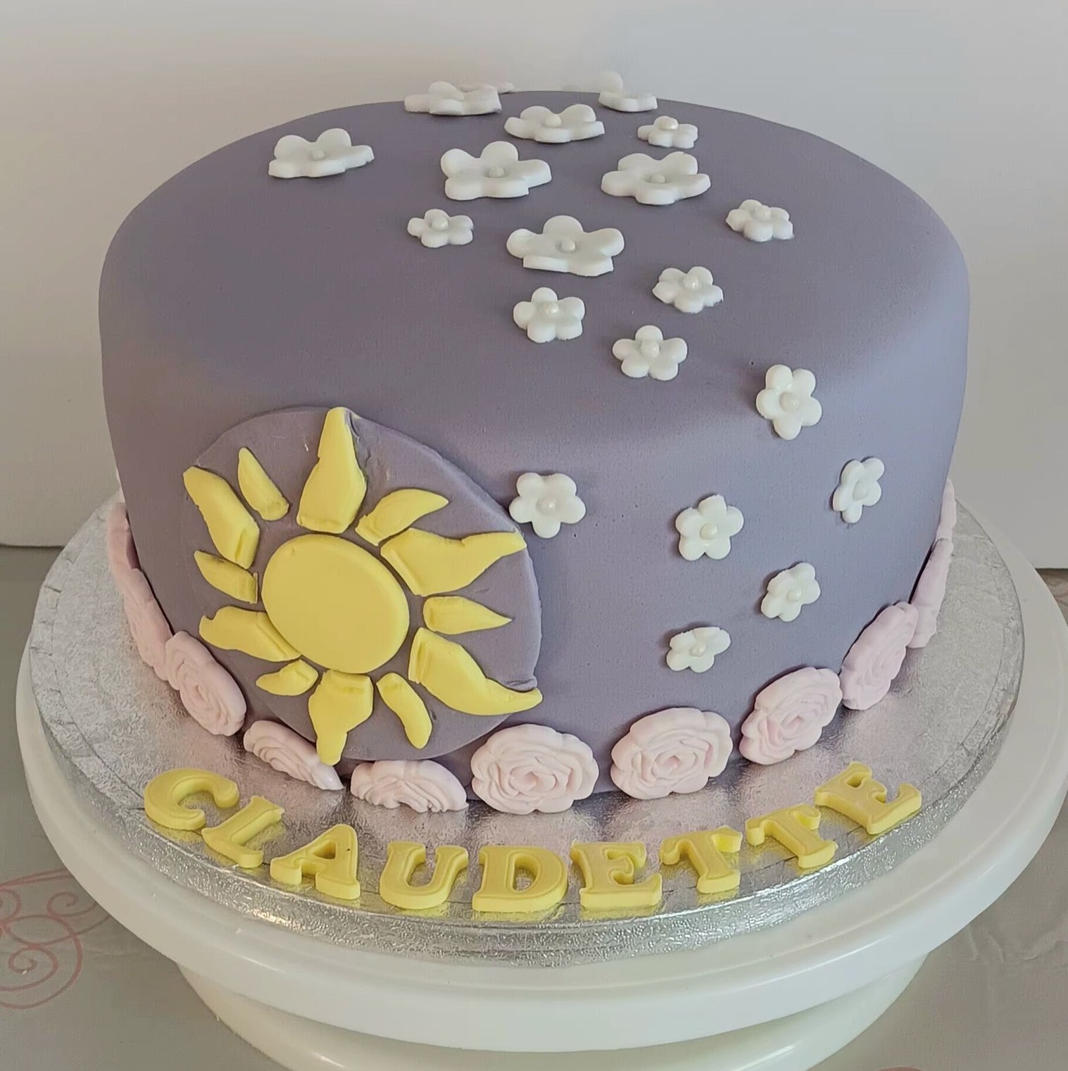 ladies "Sunshine" birthday cake