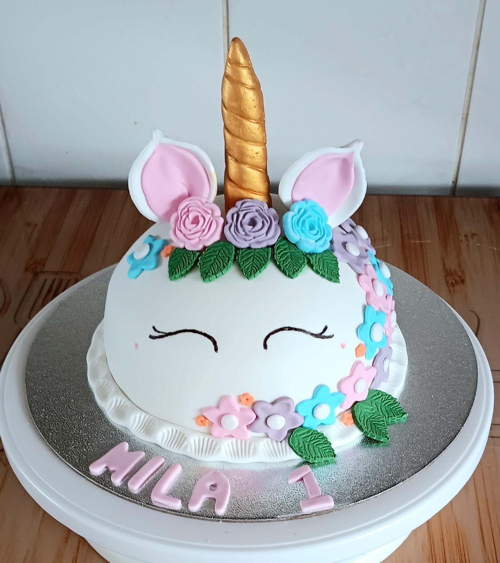 Unicorn Smash cake