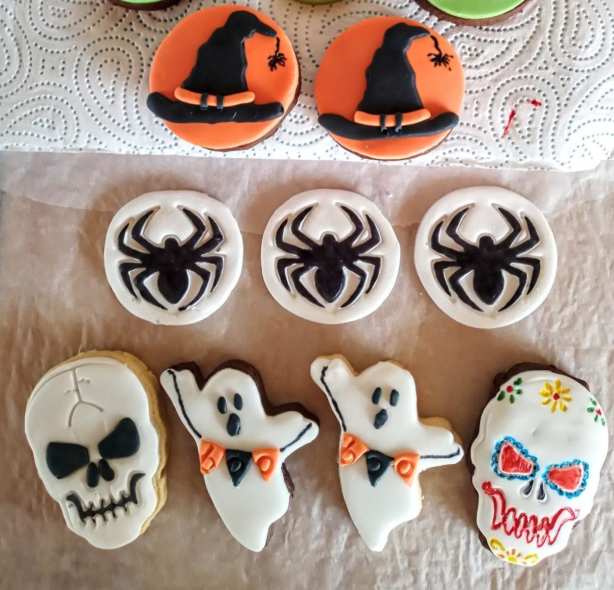 Decorated Halloween biscuits